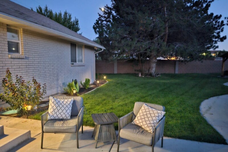 Building Photo - 8464 S 2700 W