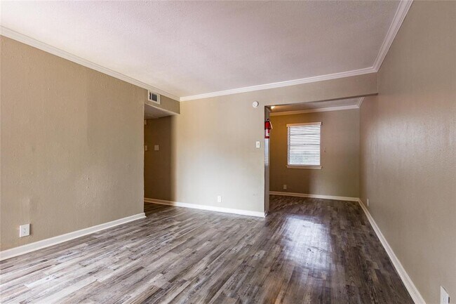 Building Photo - 404 Andrews Ave