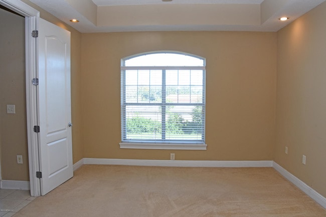 Building Photo - 4300 S Beach Pkwy