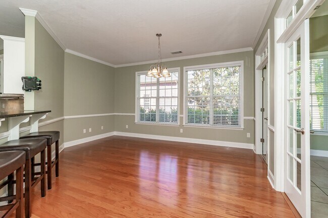 Building Photo - Private, 5 bedroom, 3.5 bath, Evans home-overlooking the woods!