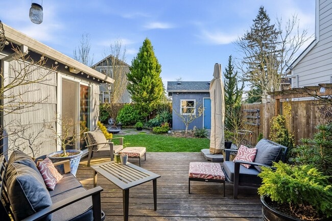 Building Photo - Charming SE Portland Bungalow with Dreamy Backyard Retreat & Stylish Updates