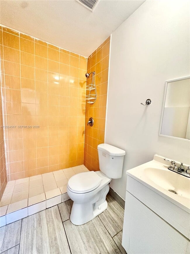 Building Photo - 4175 SW 84th Ave