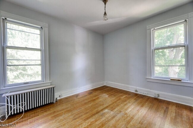Building Photo - 37 Livingston Ave