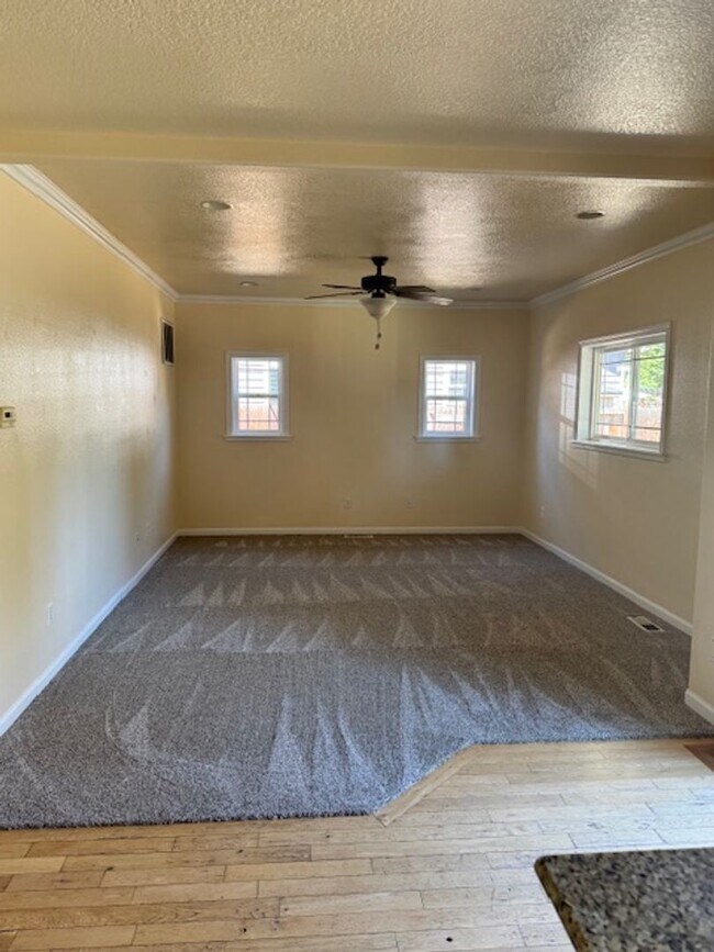 Building Photo - 1864 Gabriel Way