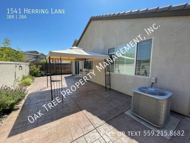 Building Photo - 1541 Herring Ln