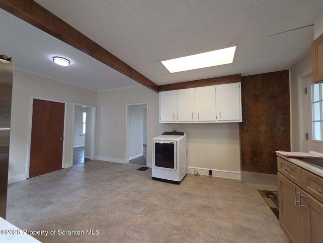 Building Photo - 138 Charles St