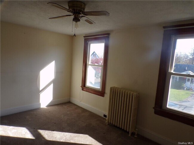 Building Photo - 38 Algernon St