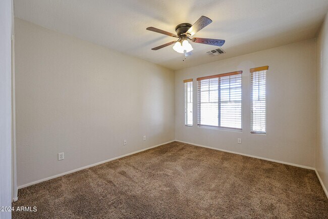 Building Photo - 7423 W Pueblo Ave