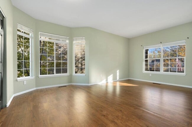 Building Photo - 2614 Canby Way