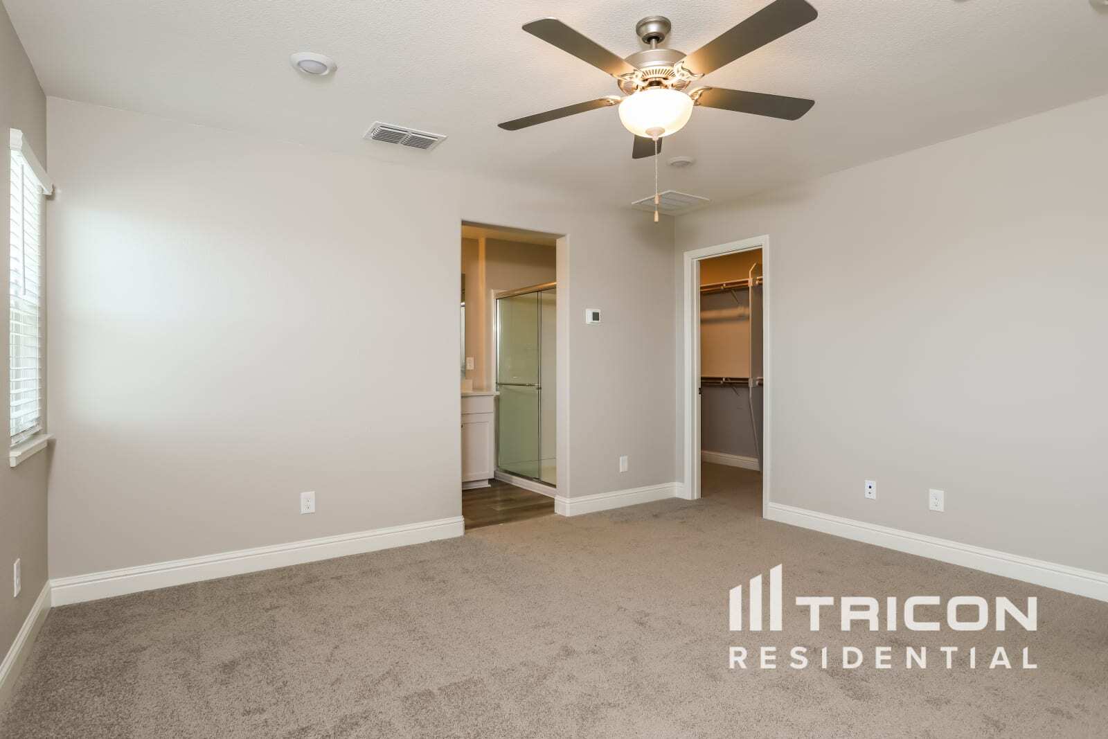 Building Photo - 2037 Comstock Ln