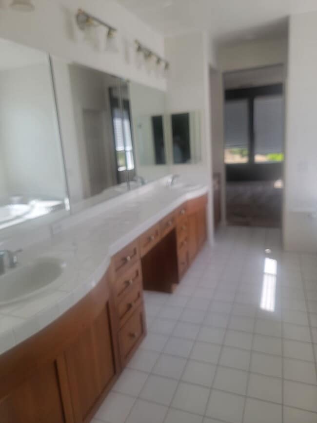 Building Photo - BEAUTIFUL 4 bed/4.0 Bath in the desirable community of Aliso Viejo