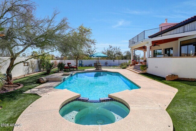 Building Photo - 8171 E Whispering Wind Dr