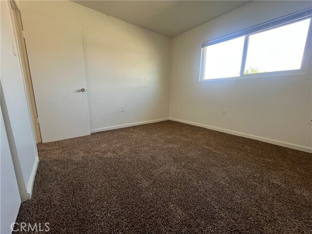 Building Photo - 1342 Agate Ave