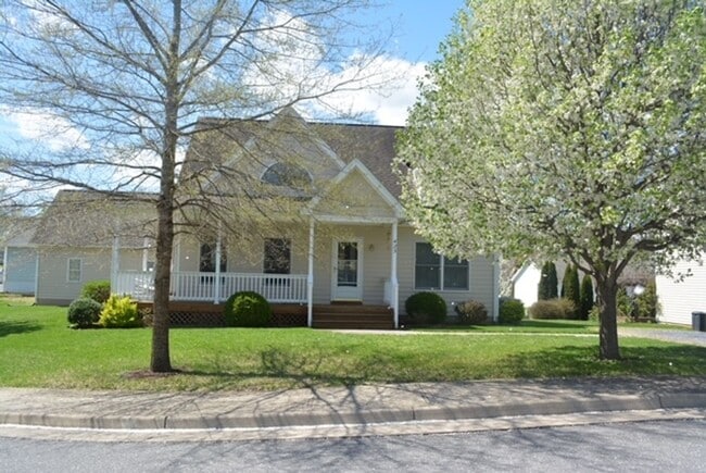 Building Photo - Single Family Home within Lexington City Limits