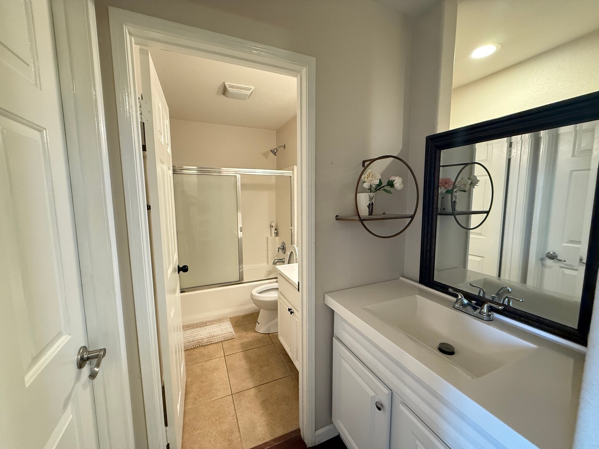 Building Photo - 13885 Camp Rock St
