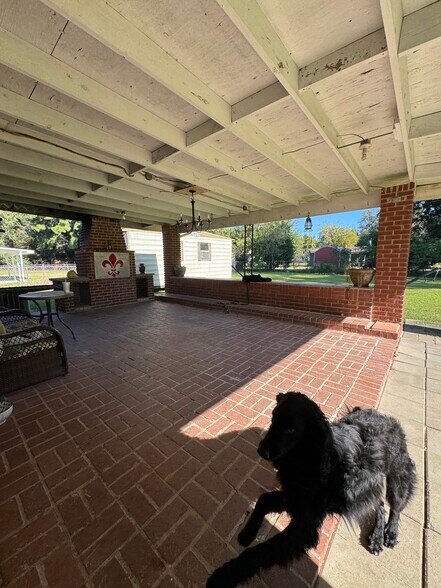 Building Photo - 307 Alice Dr