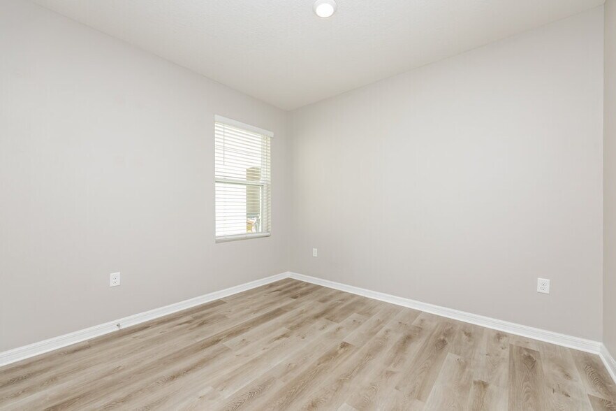 Building Photo - 10220 Mangrove Well Rd