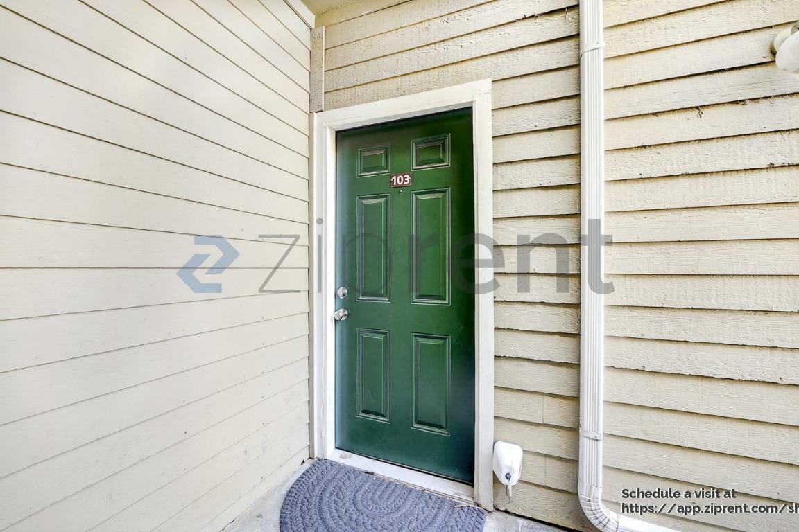 Building Photo - 4101 Esters Rd