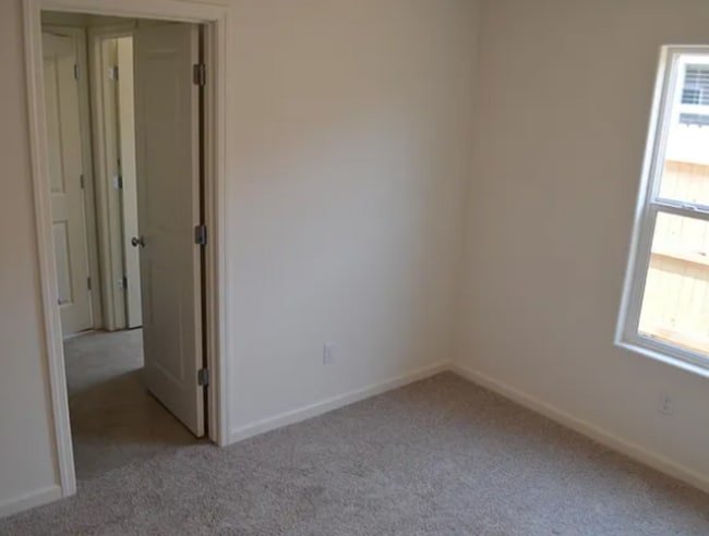 Building Photo - 765 Jessie Dr