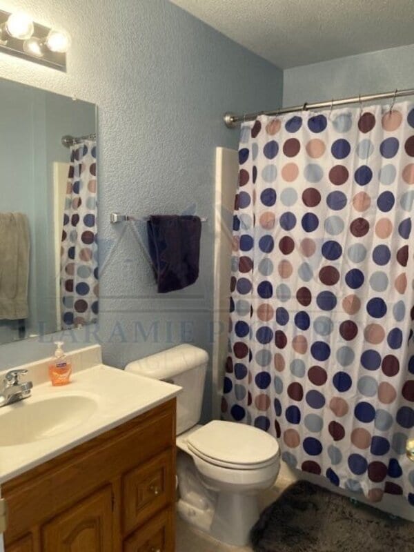 Building Photo - 1205 Boswell Dr