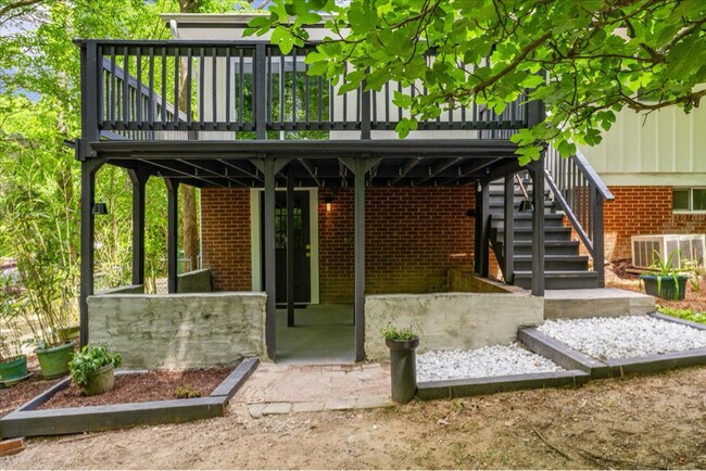 Building Photo - 2904 Sprucewood Dr
