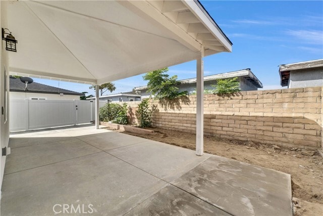 Building Photo - 2133 W Civic Center Dr