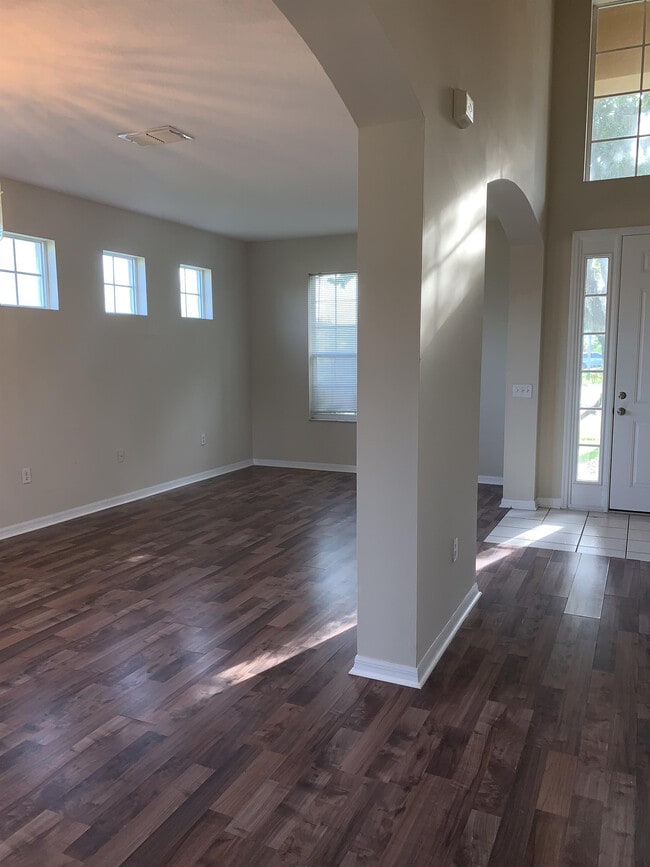 Building Photo - 953 Tramells Trail