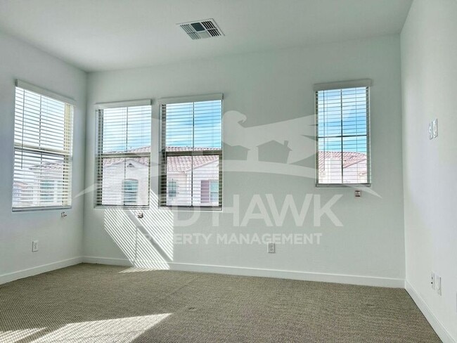 Building Photo - 4077 S Sabrina Dr