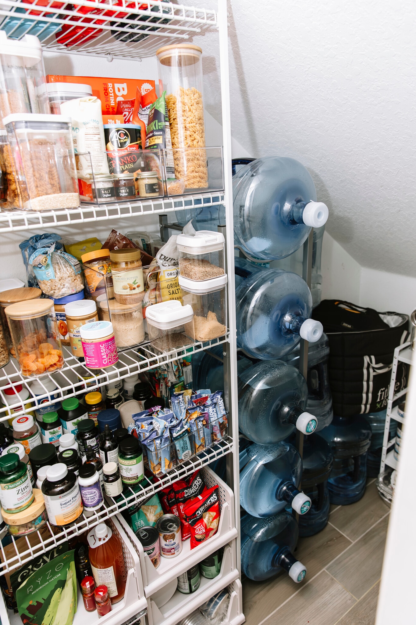 Large pantry - 2471 Golden Pasture Cir