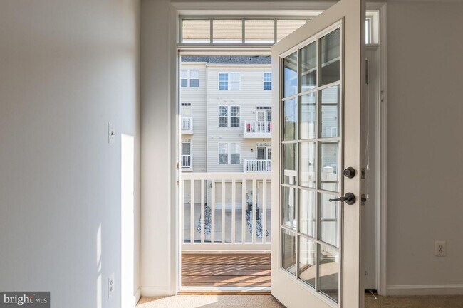 Building Photo - 2376 Merseyside Dr