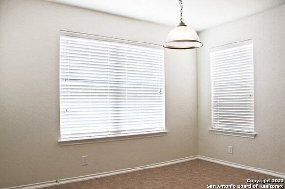 Building Photo - 547 Red Quill Nest