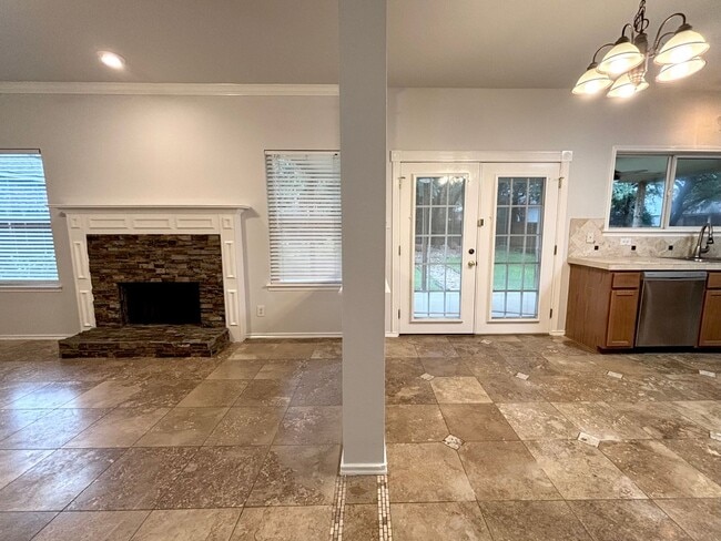 Building Photo - Beautiful 4 Bedroom Home in Gated Community!