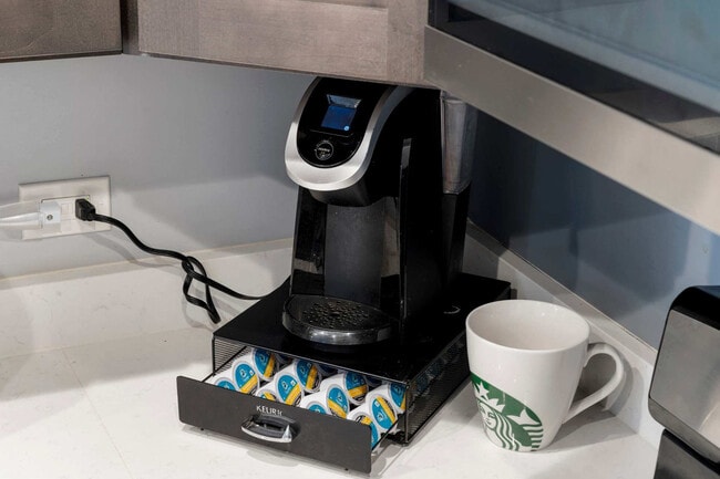 Building Photo - 109 S Paulina St