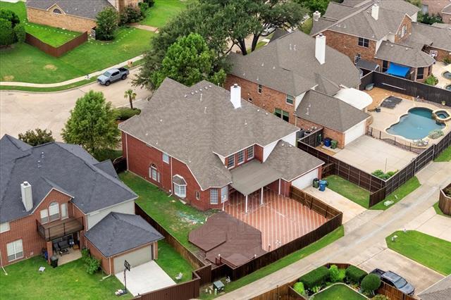 Building Photo - 1404 Parkwood Dr