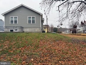 Building Photo - 6409 63rd Pl