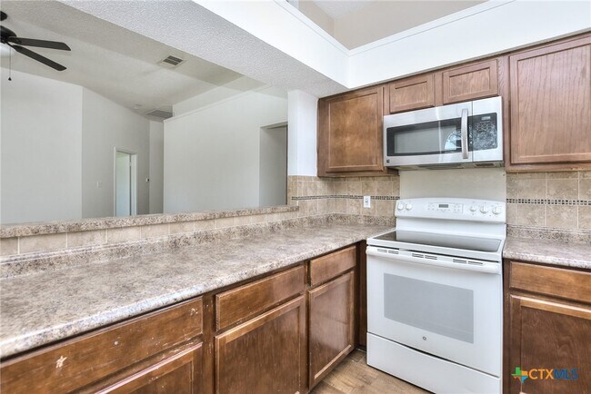 Building Photo - 2603 Remington Dr