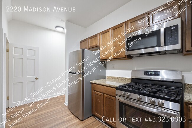 Building Photo - 2220 Madison Ave