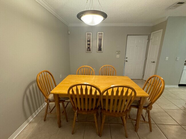 Building Photo - 4276 Calinda Ln