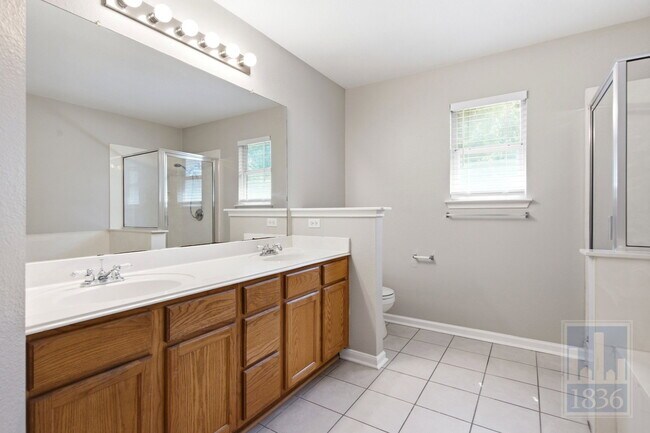Building Photo - 10718 Claywood Dr