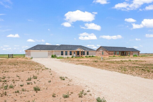Building Photo - 11409 N County Rd 2800
