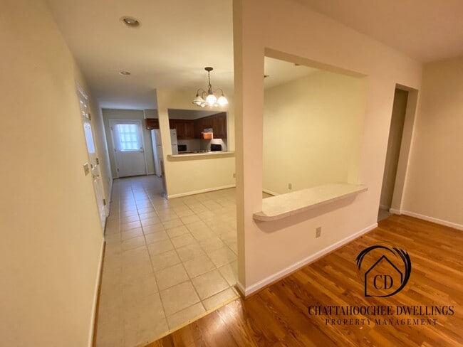 Building Photo - 322 Wright Oaks Ct