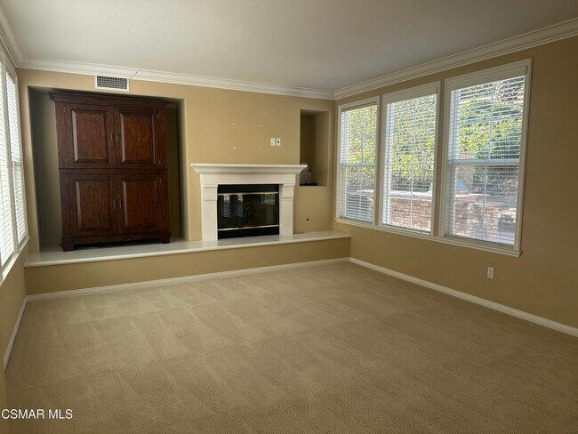 Building Photo - 3073 Heavenly Ridge St