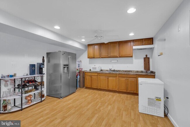 Building Photo - 6802 Dewars Way