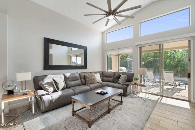 Building Photo - 10263 E Acacia Dr