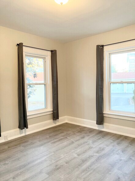 Living room - 33 -35 Federal Street