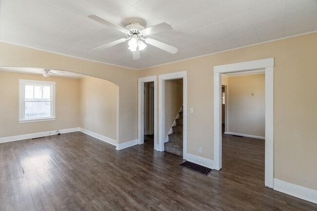 Building Photo - Single Family Home on Spokanes North Side!!