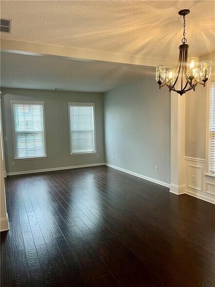 Building Photo - 501 Mullein Trace