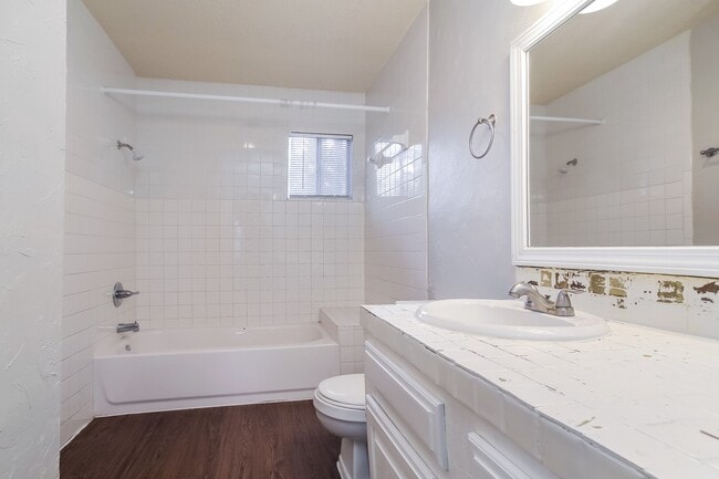 Building Photo - 4486 W Cypress Villas Dr