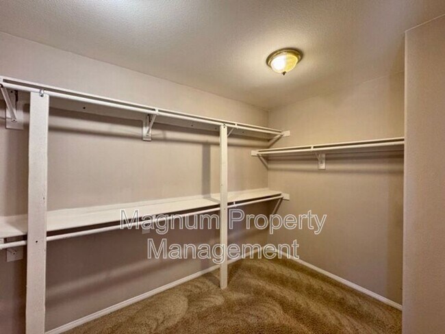 Building Photo - 30906 Crystalaire Dr