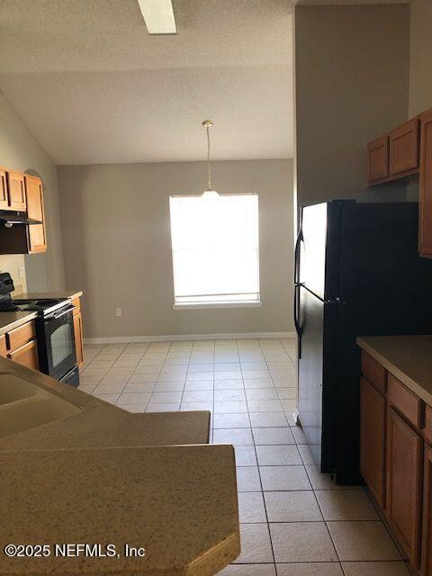 Building Photo - 1876 Creekview Dr